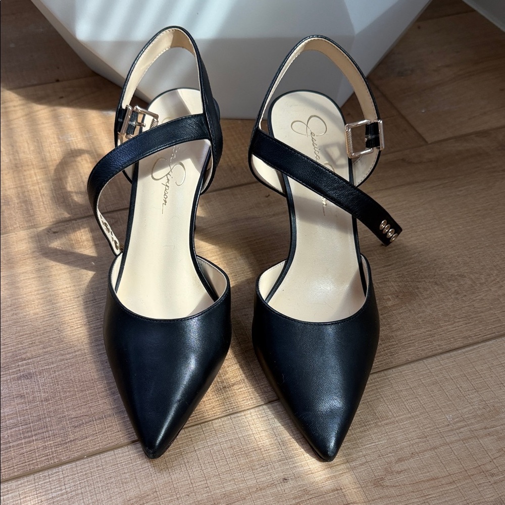 Jessica Simpson Elegant Black Women's Heels size 10 good condition